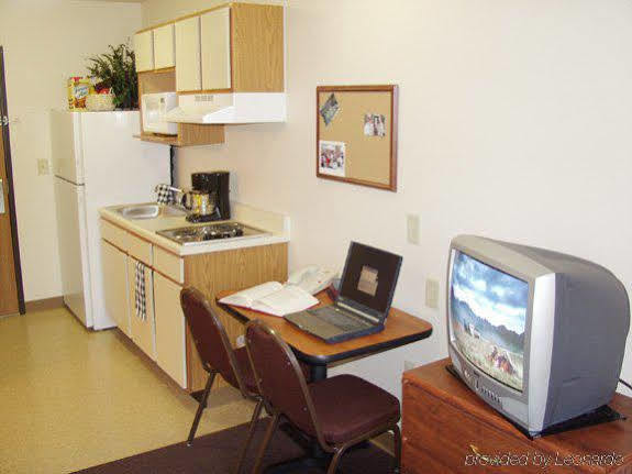 Woodspring Suites Charlotte Gastonia Oda fotoğraf